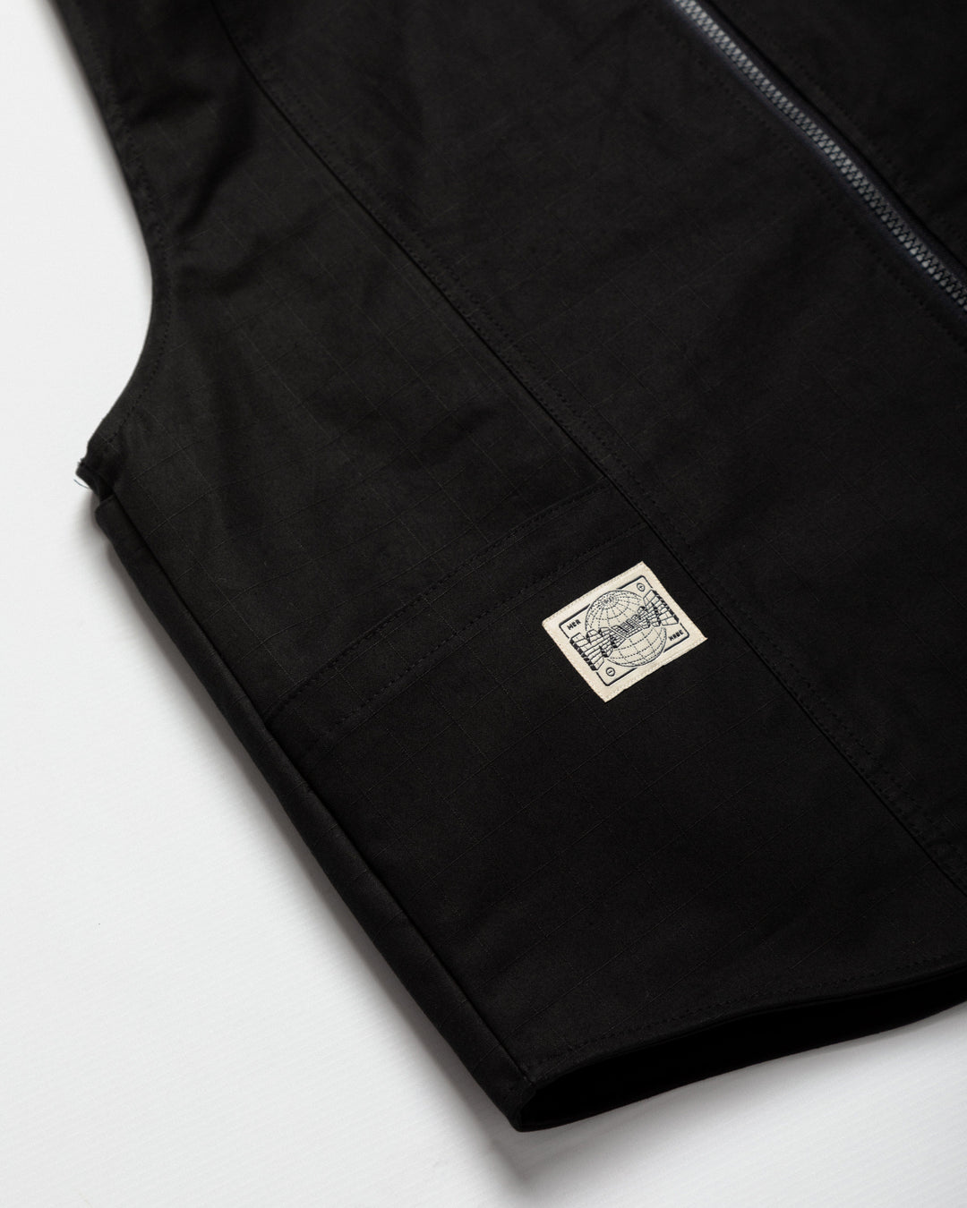 Studio Vest - Black