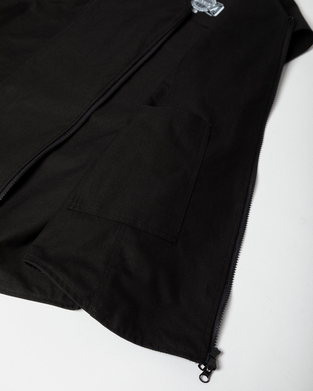 Studio Vest - Black