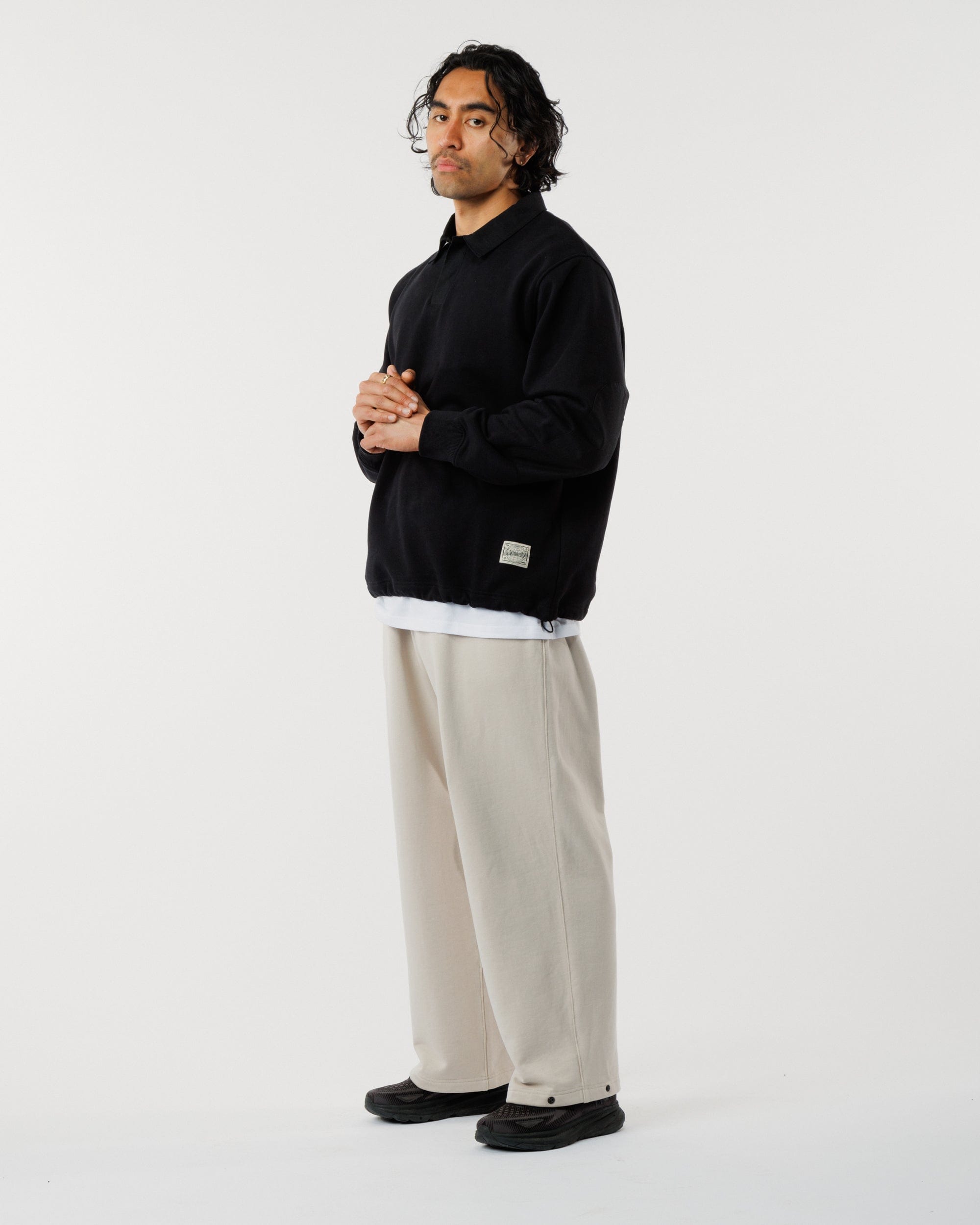 Ellis Rugby Sweatshirt - Black – WAWWA Ф