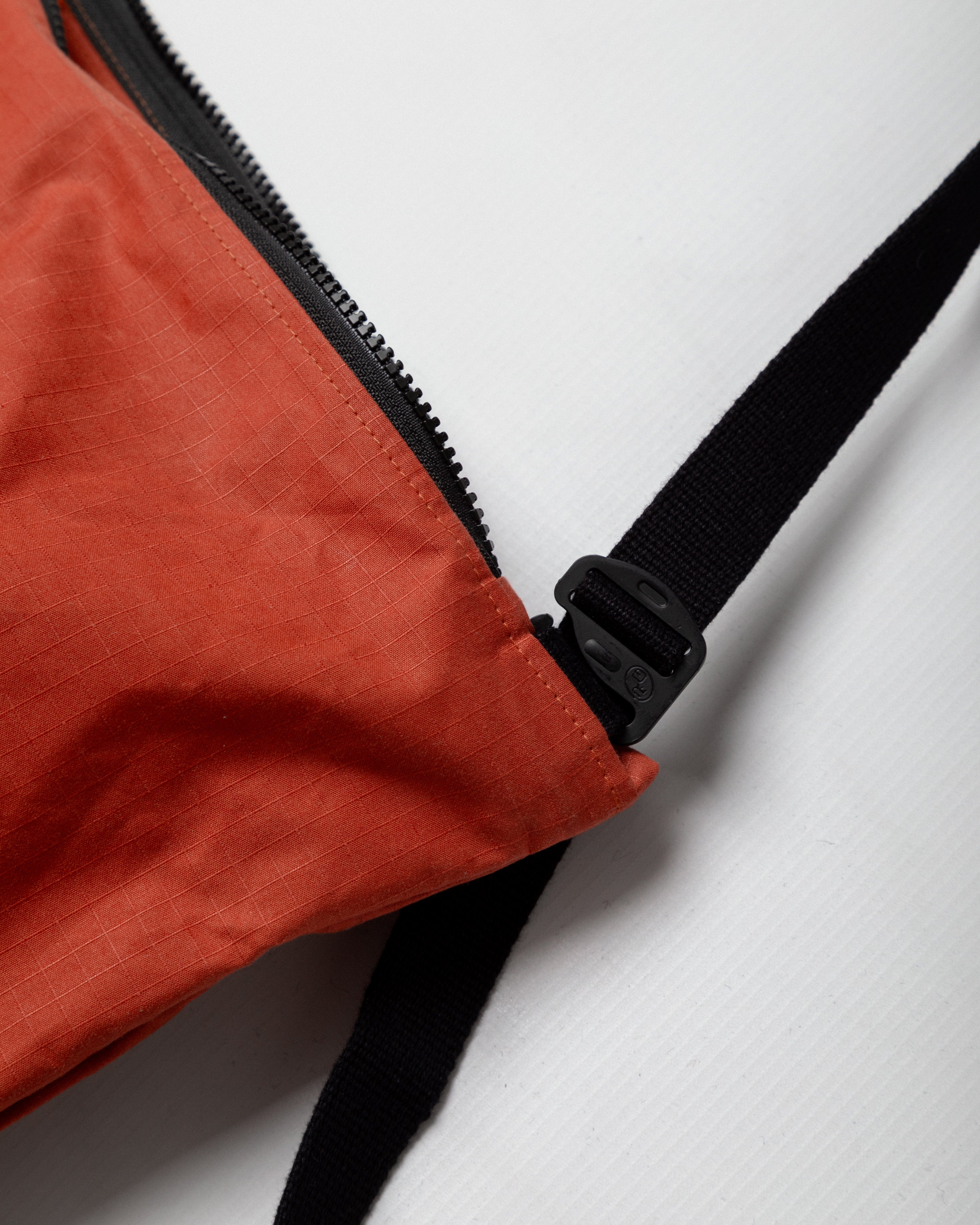 Water Resistant Messenger Bag - Biscuit Orange – WAWWA Ф