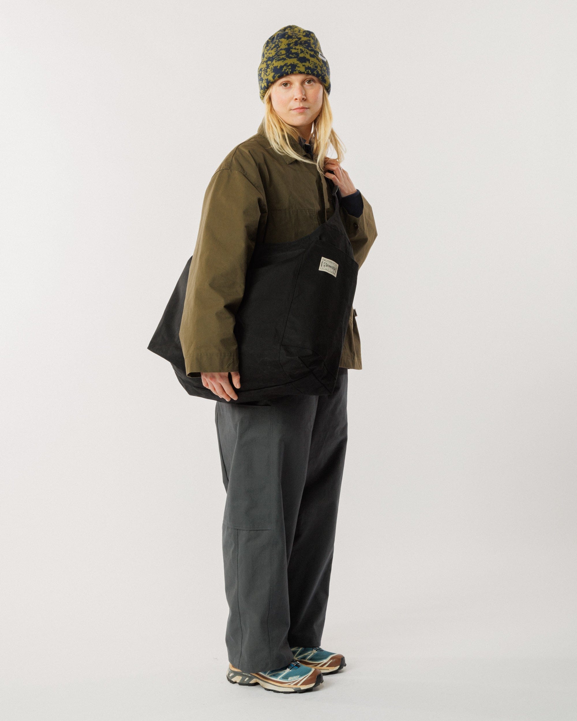Water Resistant Studio Bag - Black – WAWWA Ф