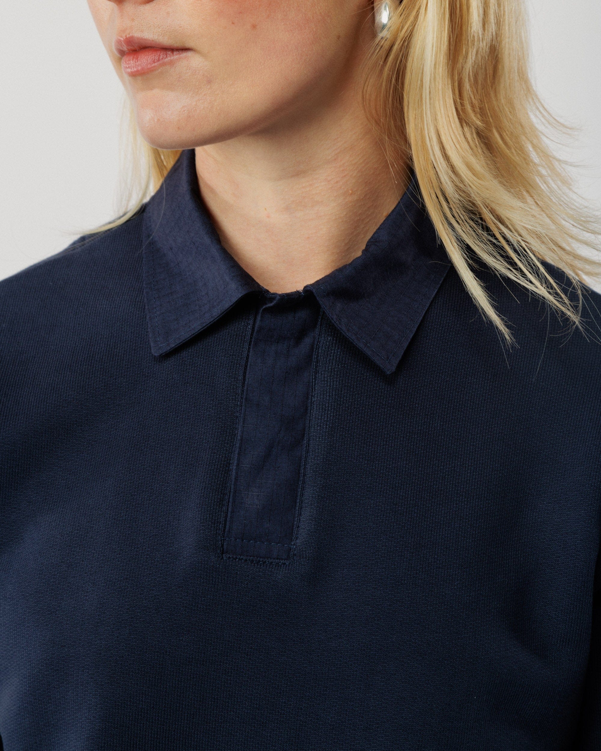 Ellis Rugby Sweatshirt - Navy – WAWWA Ф