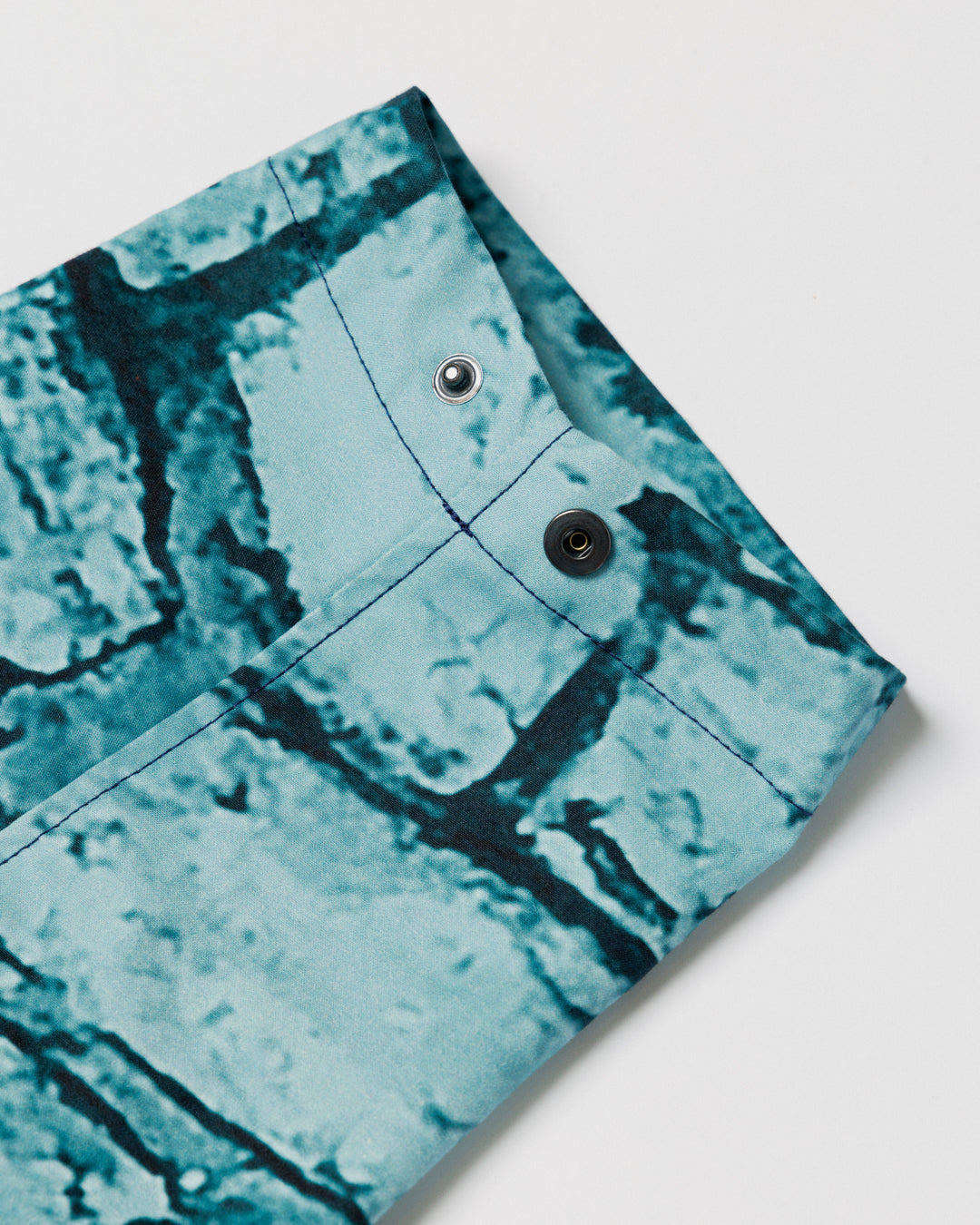 Roam Raglan Jacket - Blue Brick Camo