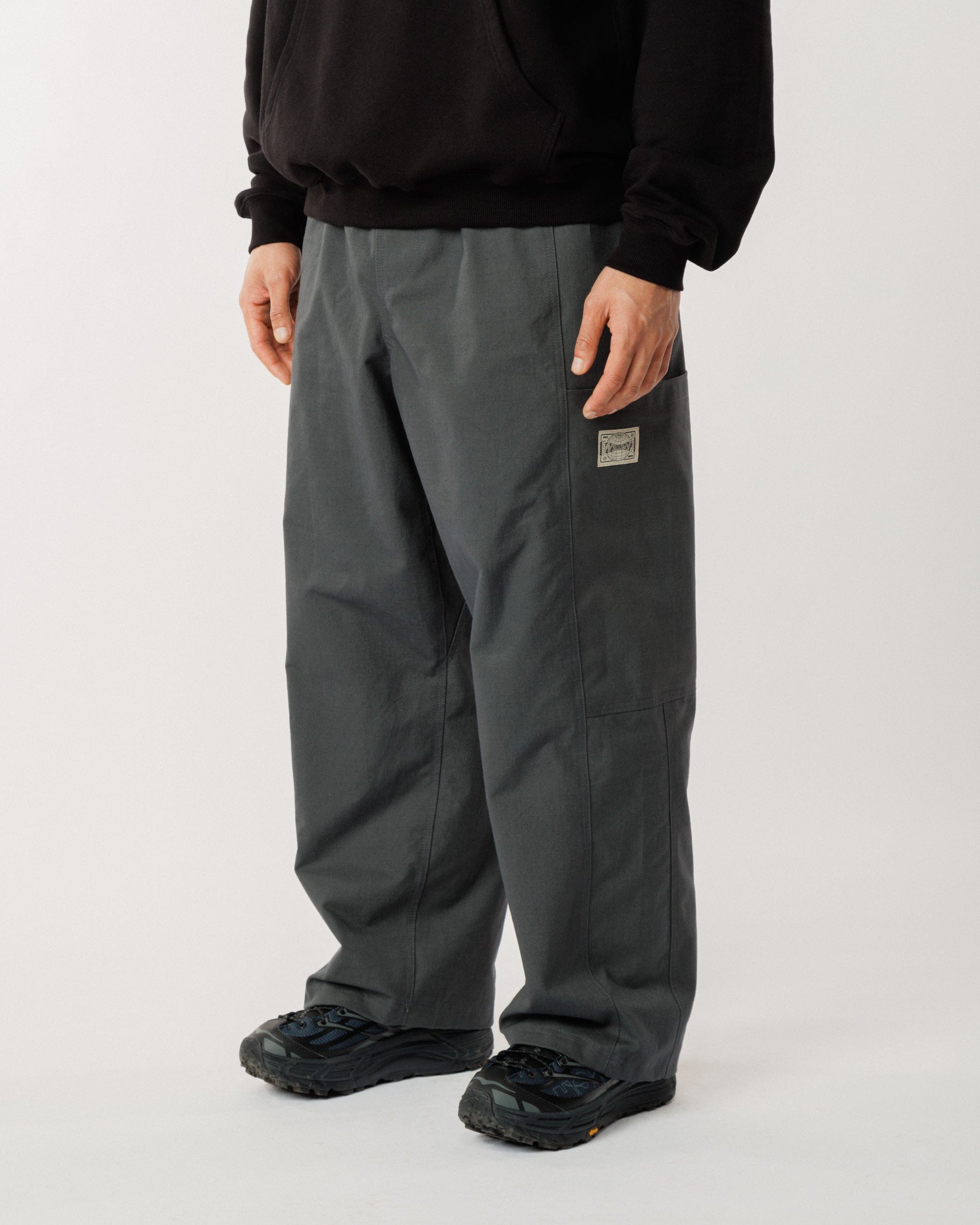 パンツ argue COTTON TWILL BACKER MOV PANTS Dry Wax Studio Pant - Charcoal – WAWWA Ф
