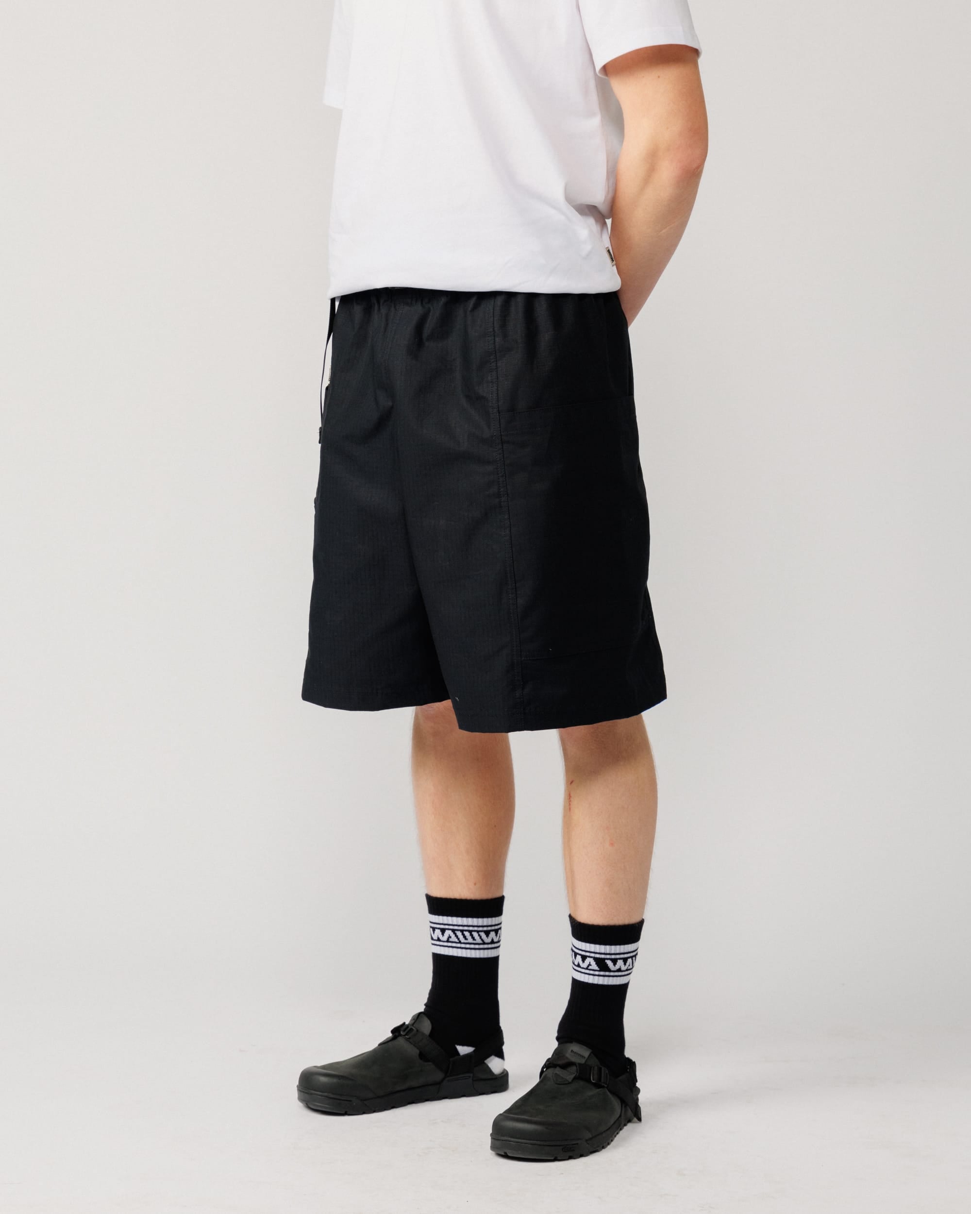 Ripstop Zama Hiking Shorts - Black – WAWWA Ф