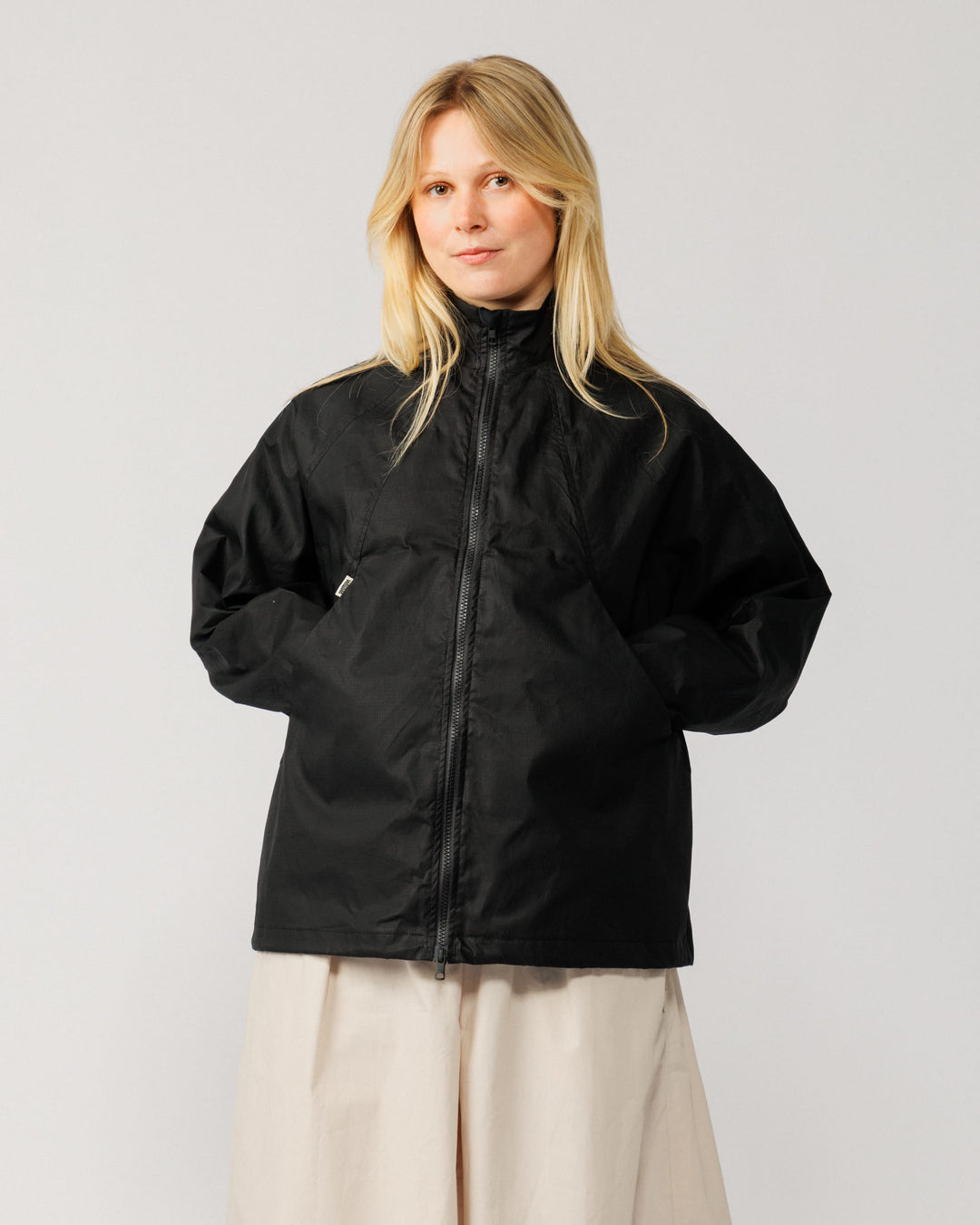 Phil Track Jacket - Black