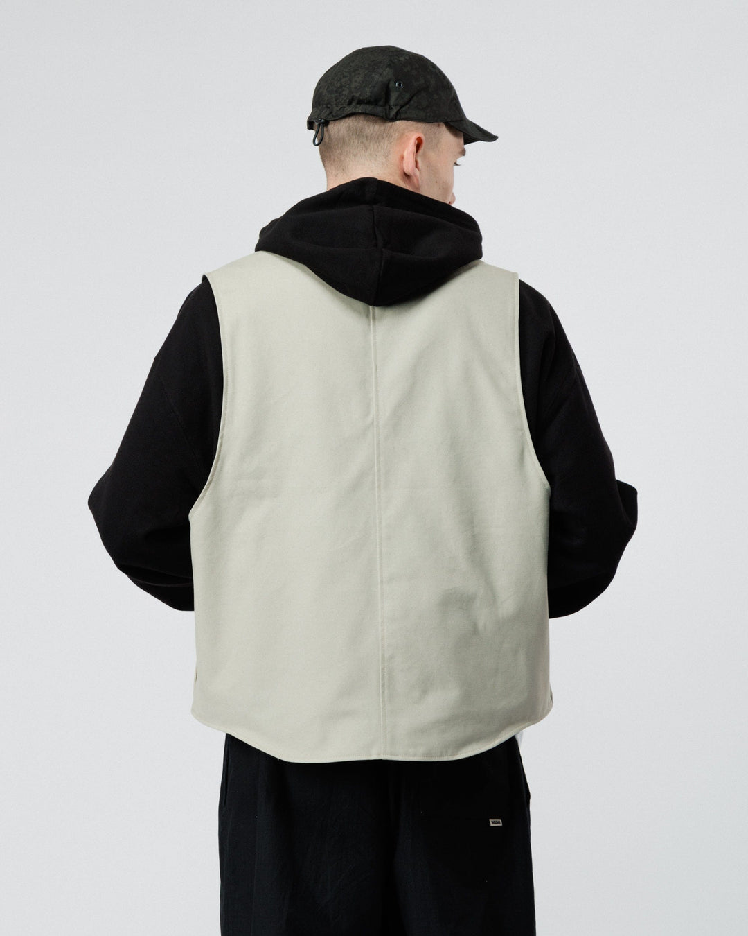 Mill Vest - Stone