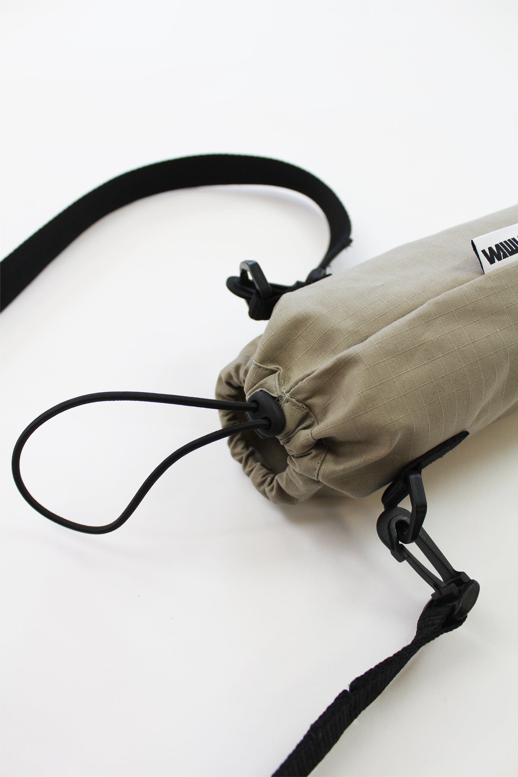 Drawstring bag with discount water bottle holder